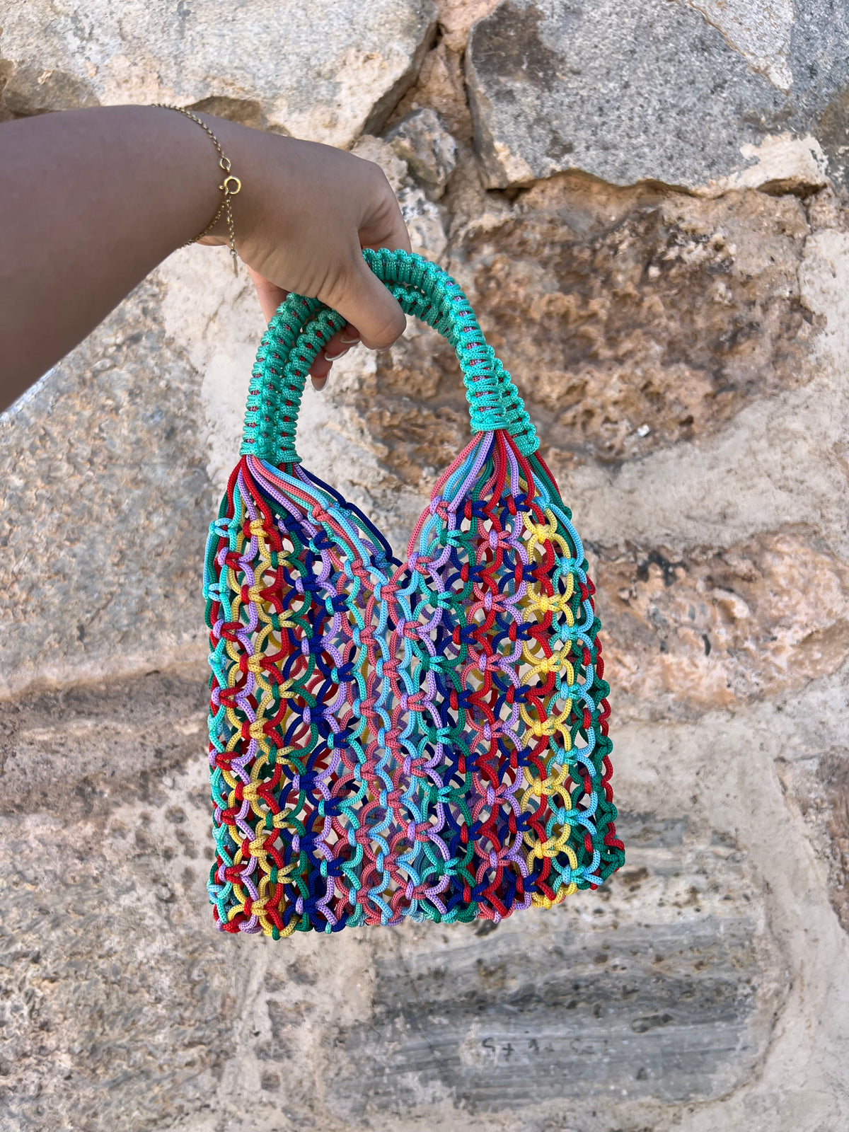 Sac artisanal en fils de nylon – Fait main au Maroc ✨