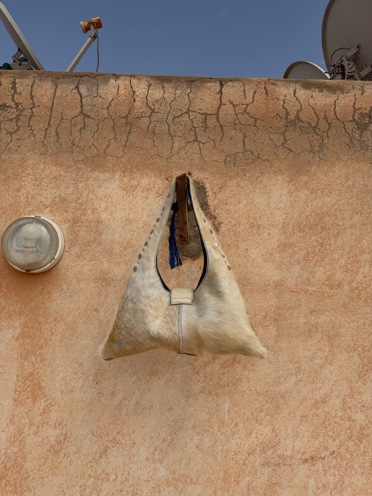 Sac en cuir de vache – Fait main au Maroc 🐮