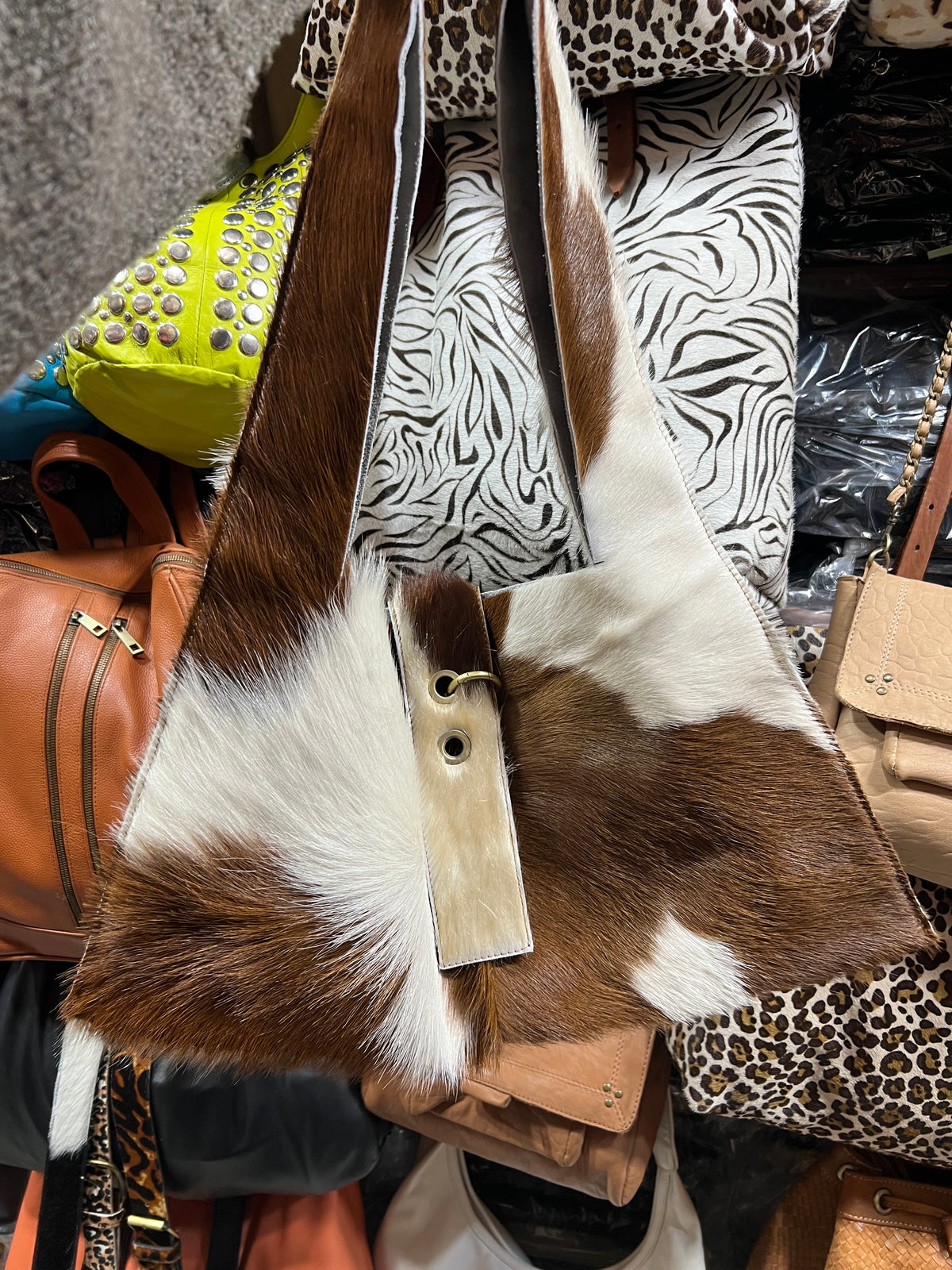 Sac en cuir de vache – Fait main au Maroc 🐮