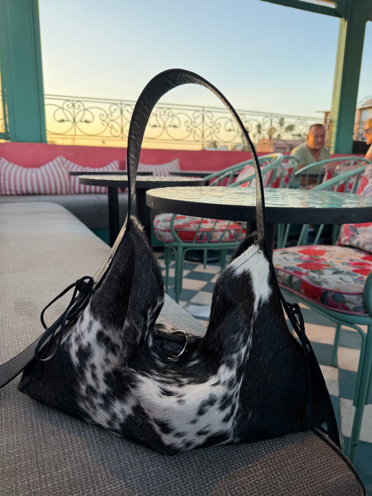 Sac artisanal en cuir de vache S