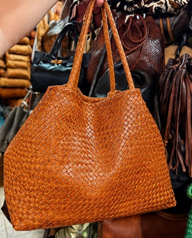 Sac en cuir tressé artisanal M