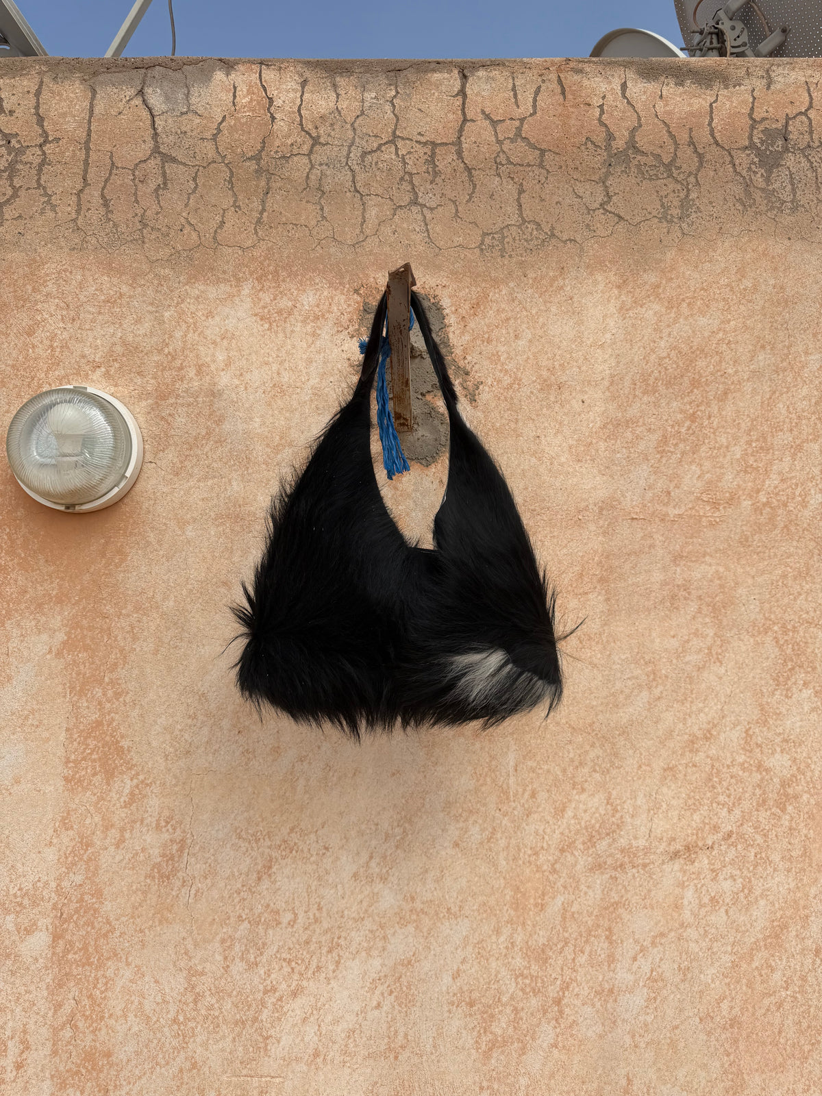 Sac en cuir de vache fait à la main – Artisanat marocain