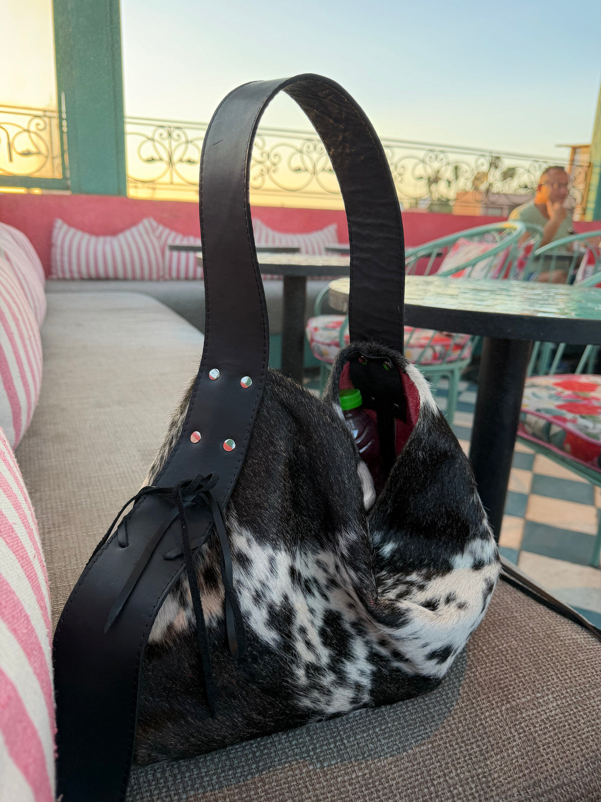 Sac artisanal en cuir de vache S