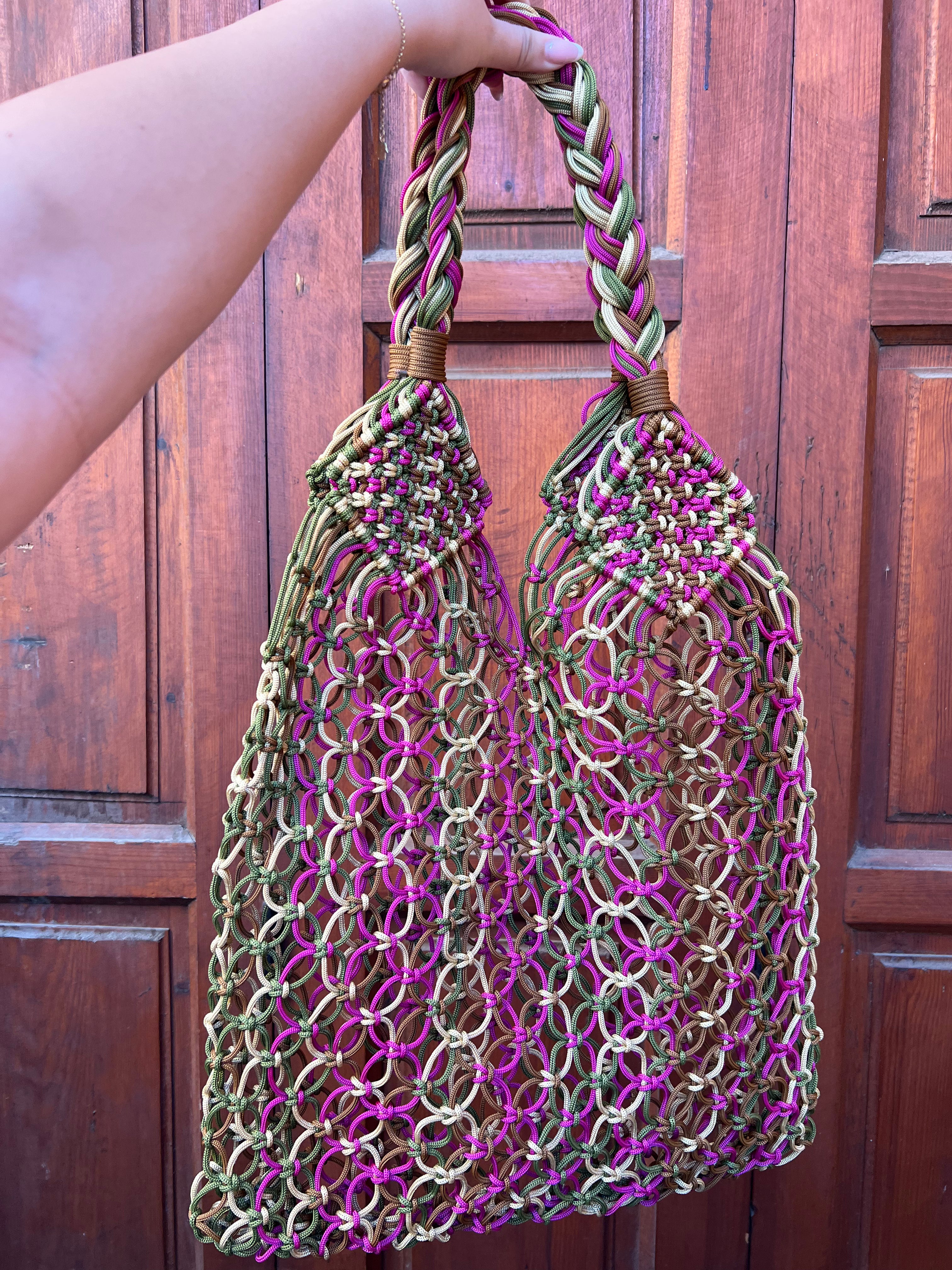 Sac artisanal en fils de nylon – Fait main au Maroc ✨