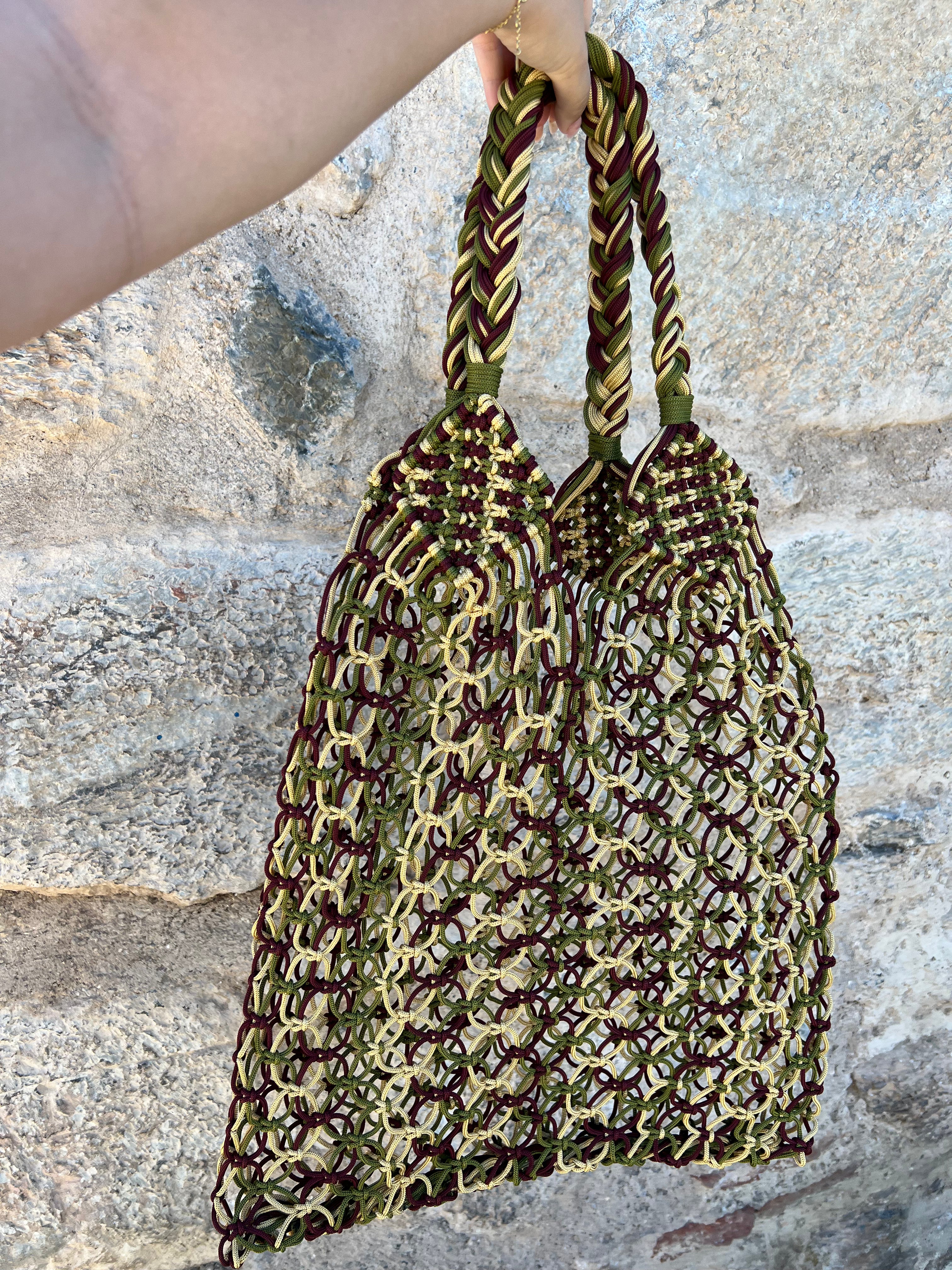 Sac artisanal en fils de nylon – Fait main au Maroc ✨