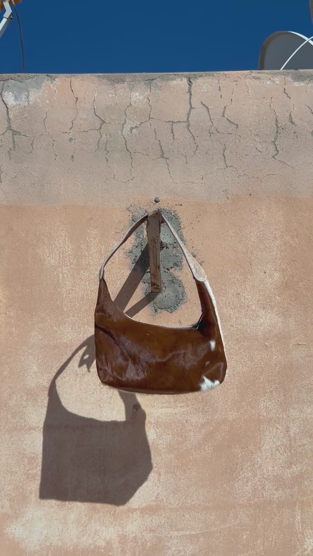 Sac en cuir de vache fait à la main – Artisanat marocain